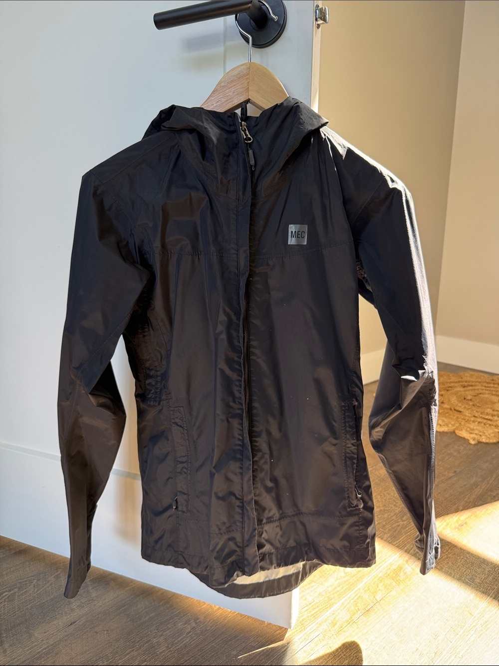 MEC Black Hooded Windbreaker Rain Jacket